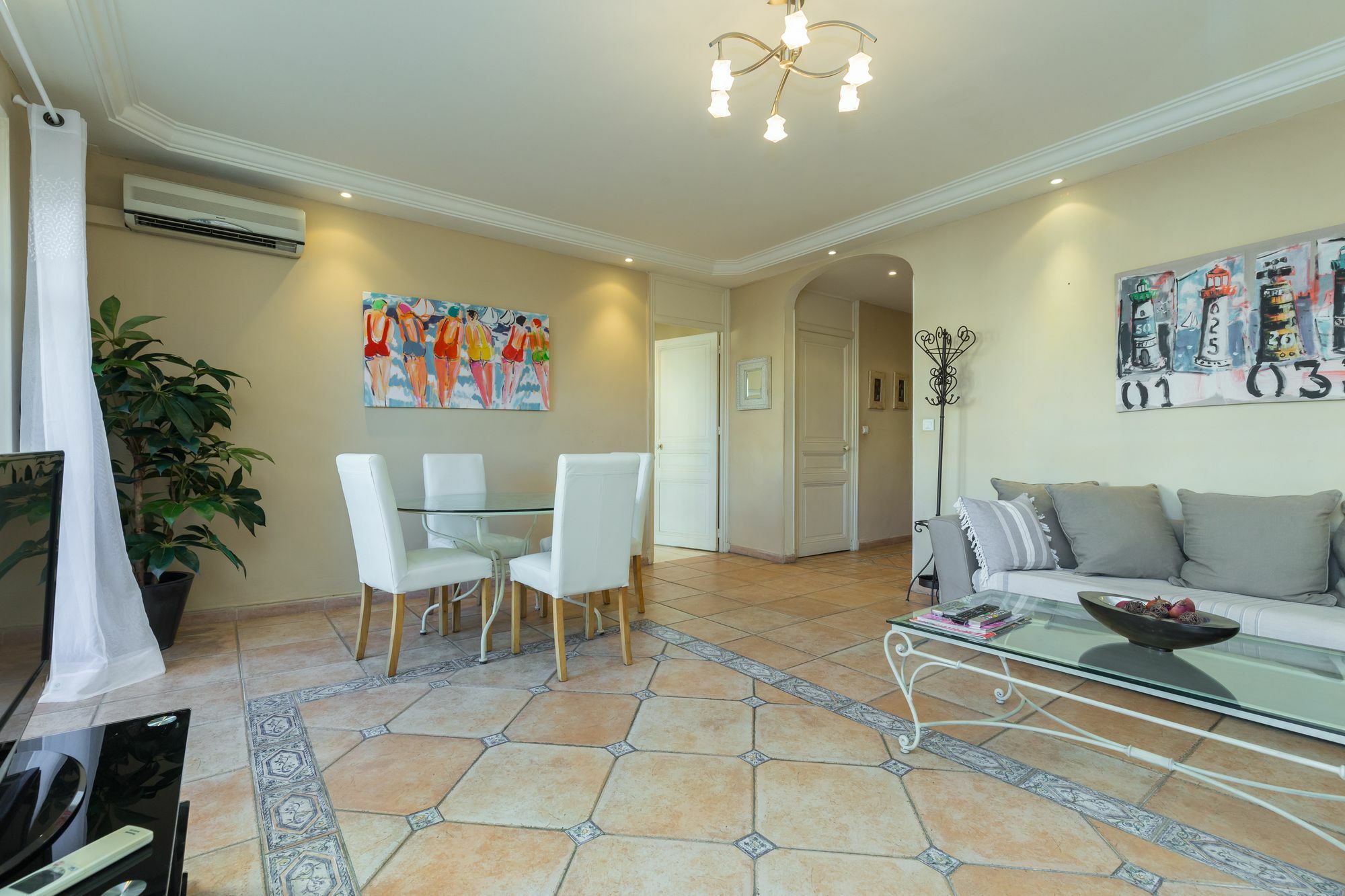 Lovely 2 Bed 2 Bath Apartment In Cannes On Rue Antibea Easy Walk To The Palais 224 エクステリア 写真
